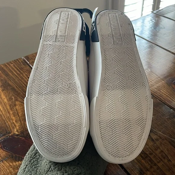 Groundup Disney Minnie Sneaker Shoe Women’s Size 8.5 - Picture 4 of 5